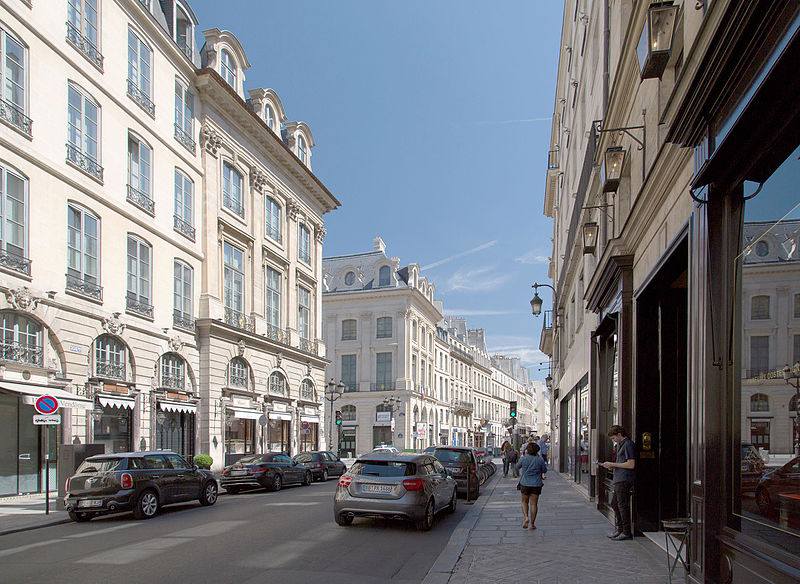 Rue du Faubourg Saint-Honoré and Place Vendôme luxury shopping in Paris